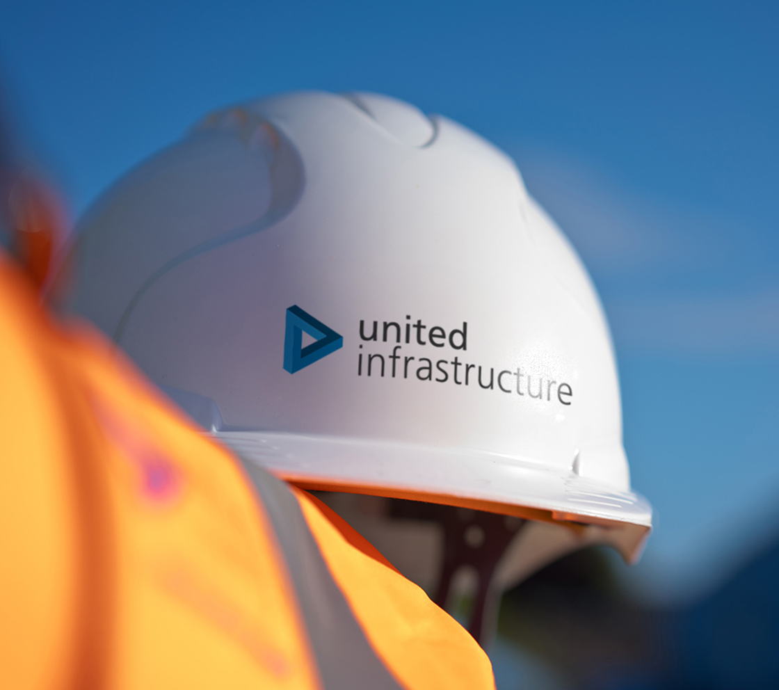 united infrastructure safety hat